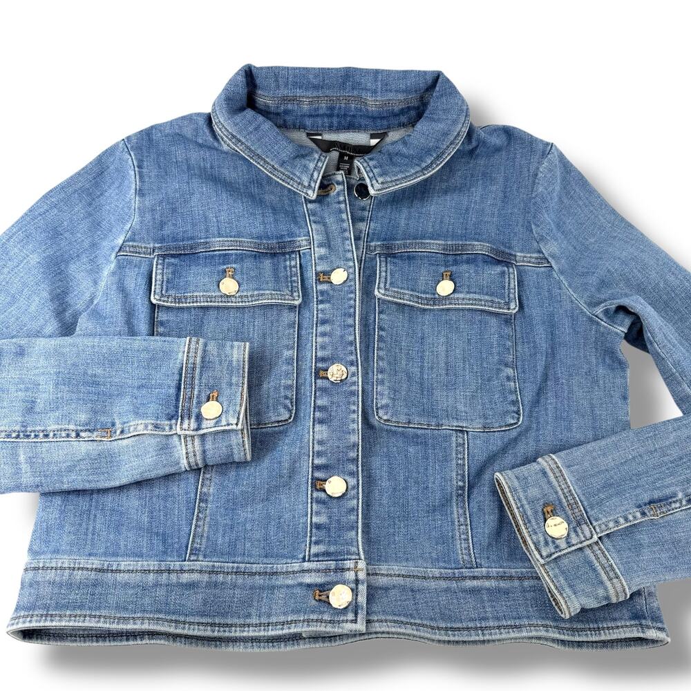 hite House Black Market Cropped Denim Jacket Women's Medium Trucker Jean Jacket